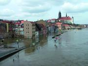 Hochwasser bei Meissen im Jahr 2006: durch den schnellen Anstieg der Pegel bleibt nur eine geringe Vorwarnzeit für die Bevölkerung. (Foto: GFZ Deutsches GeoForschungsZentrum)